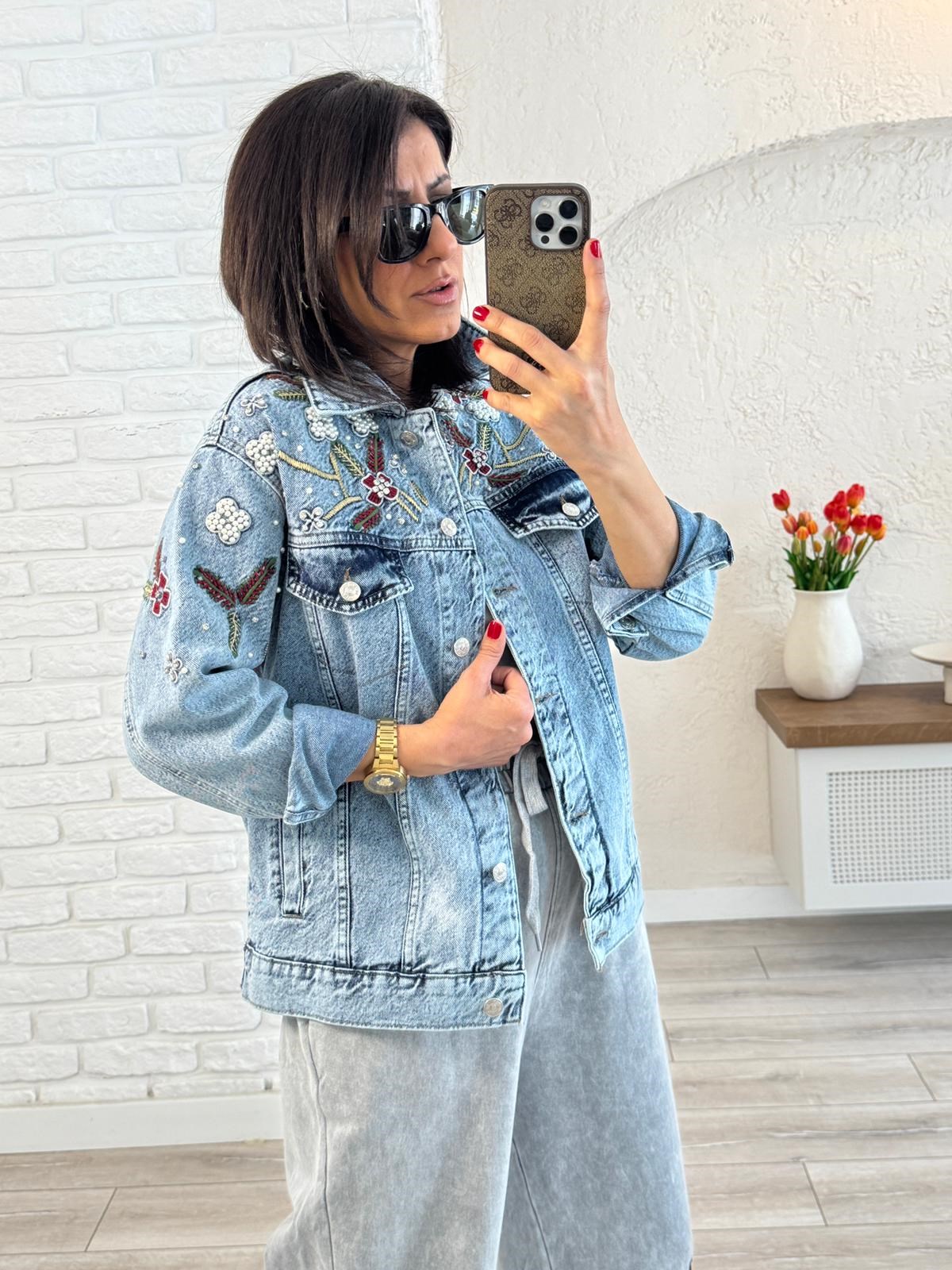 Nakış Ve İnci Detaylı Oversize Kot Ceket