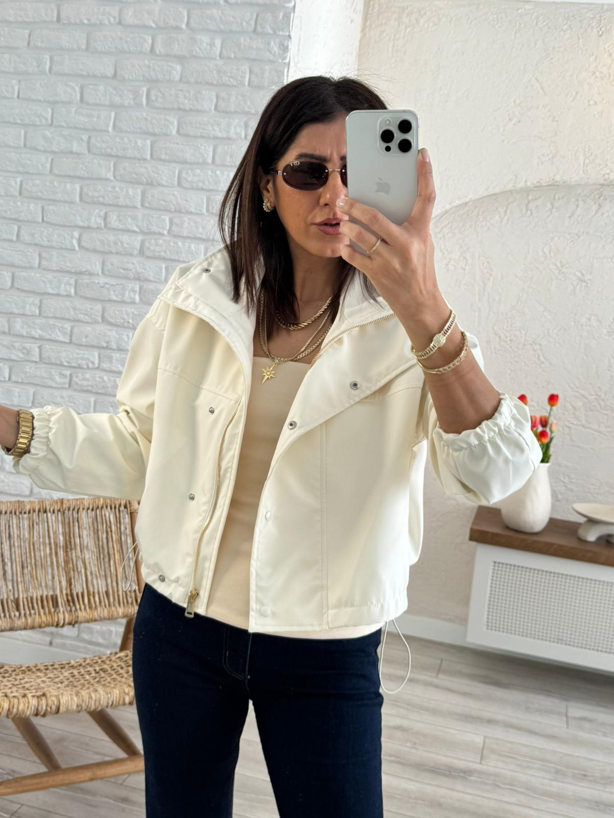 Ön Fermuarlı Çıtçıtlı Alt Lastik Detaylı Trenç Ekru