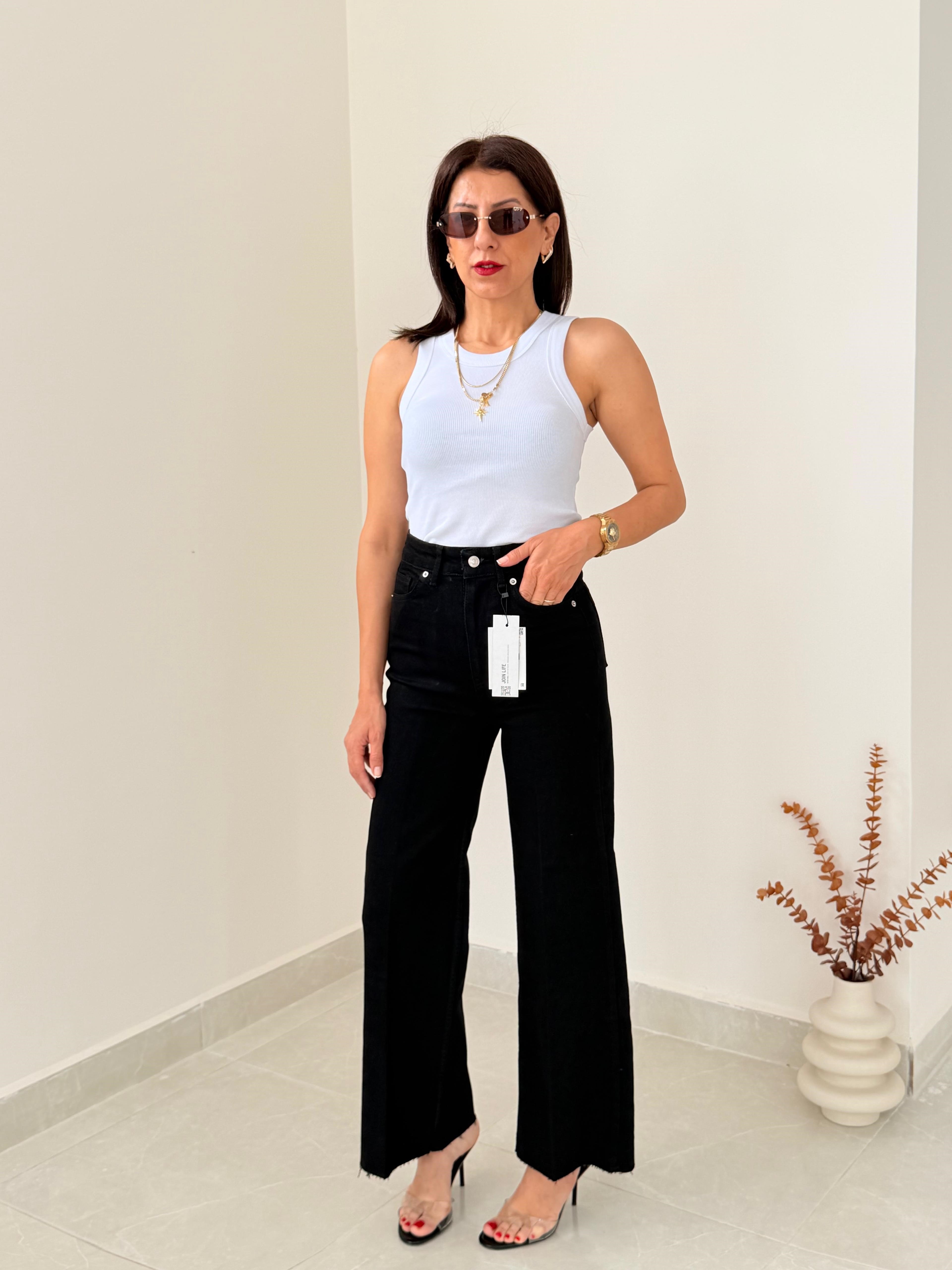Önden Ütülü Paça Kesik Wide Leg Jean Siyah