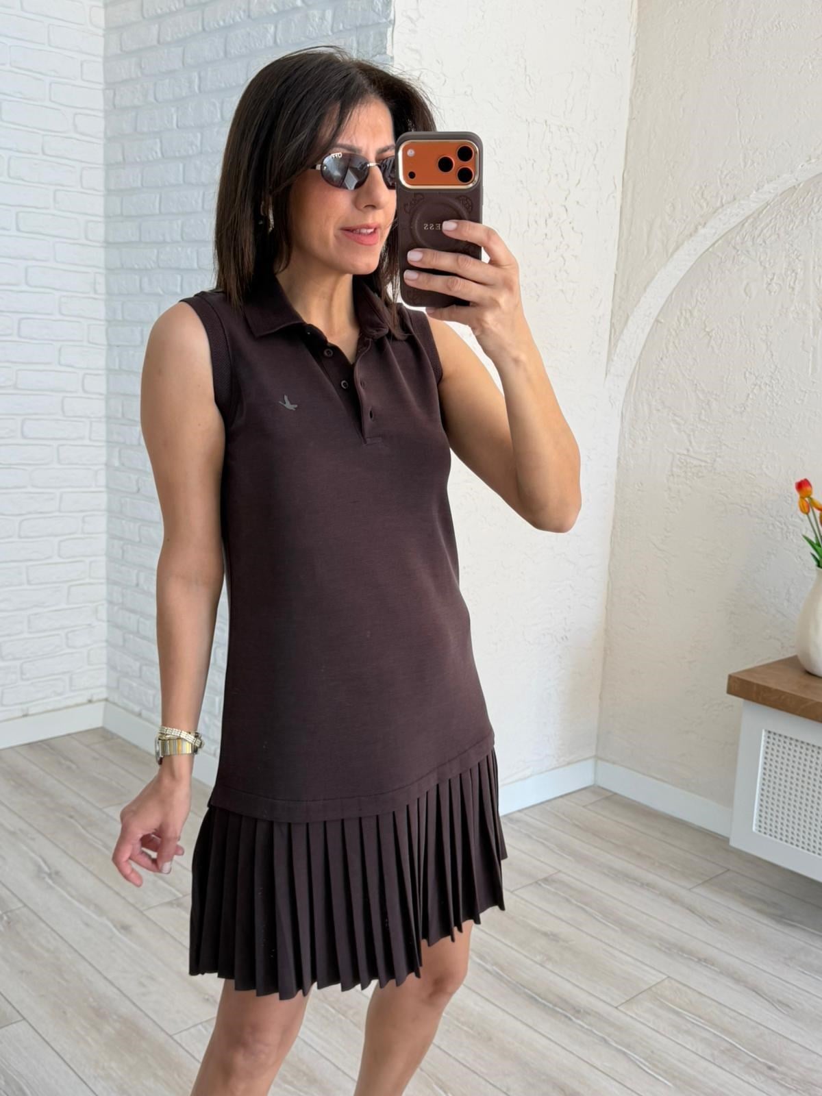 Polo Yaka Kolsuz Pliseli Elbise Kahve