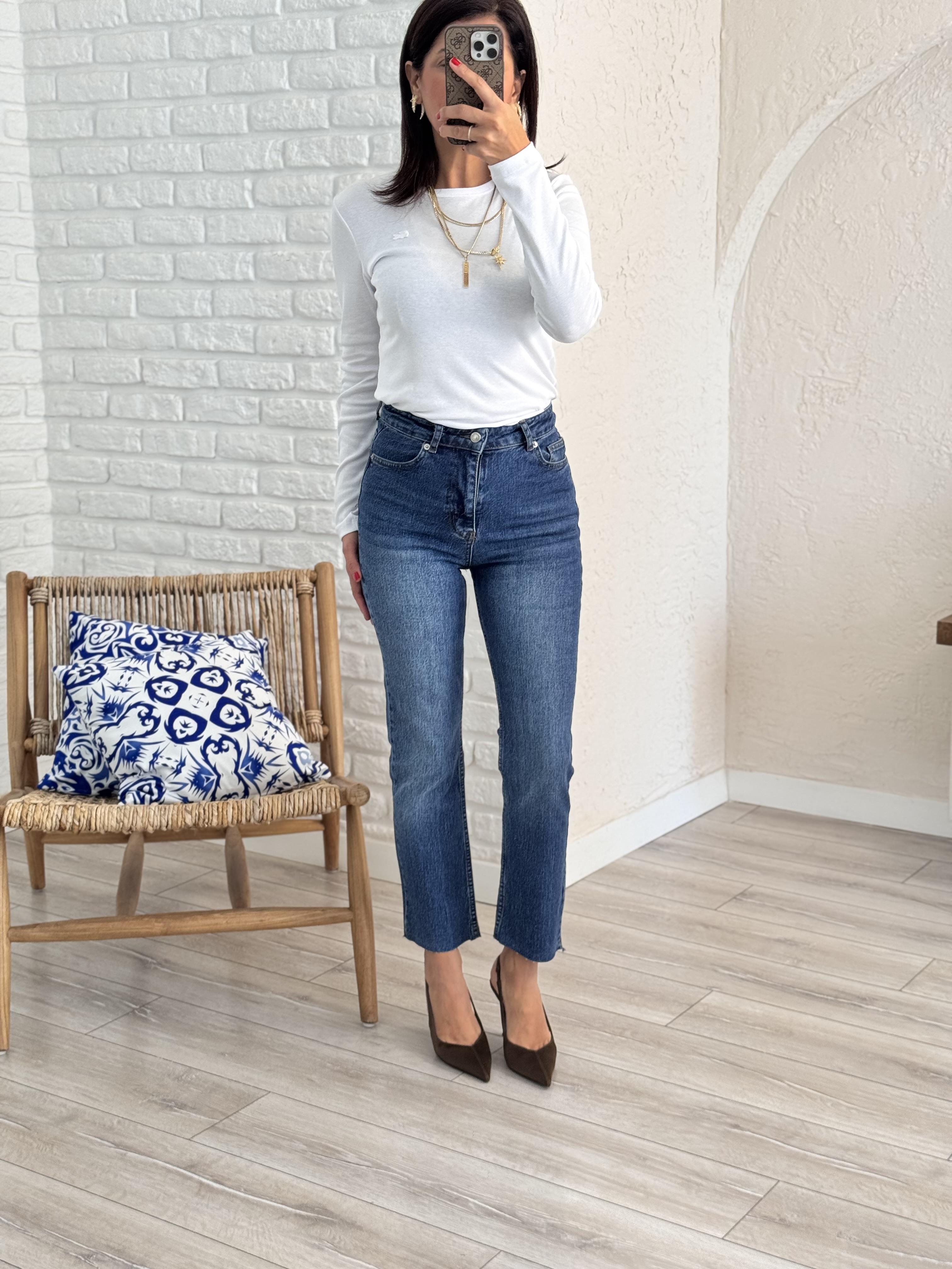 Premium Kalite Paçası Kesik Toparlayıcı Boyfit Jean Vintage