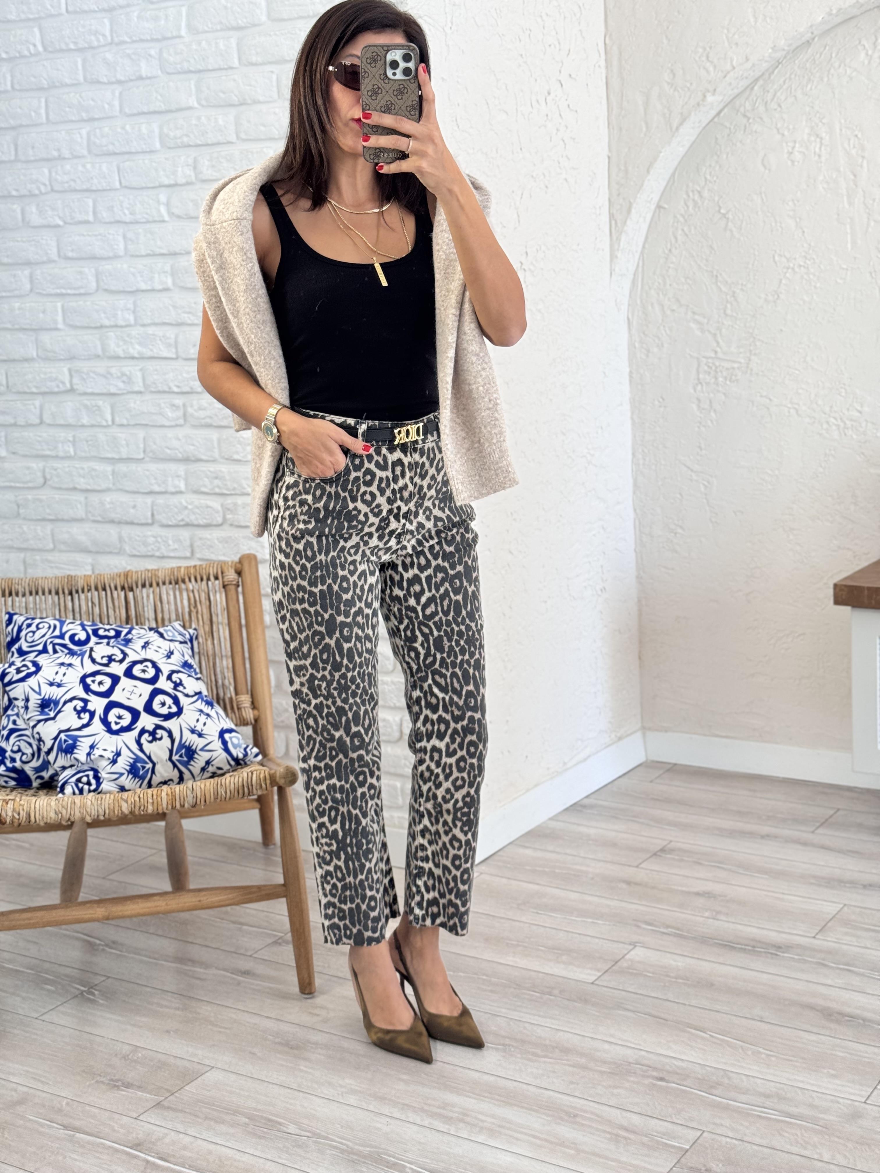 Premium Kalite Soluk Efekt Pamuklu Leopar Boyfit Jean