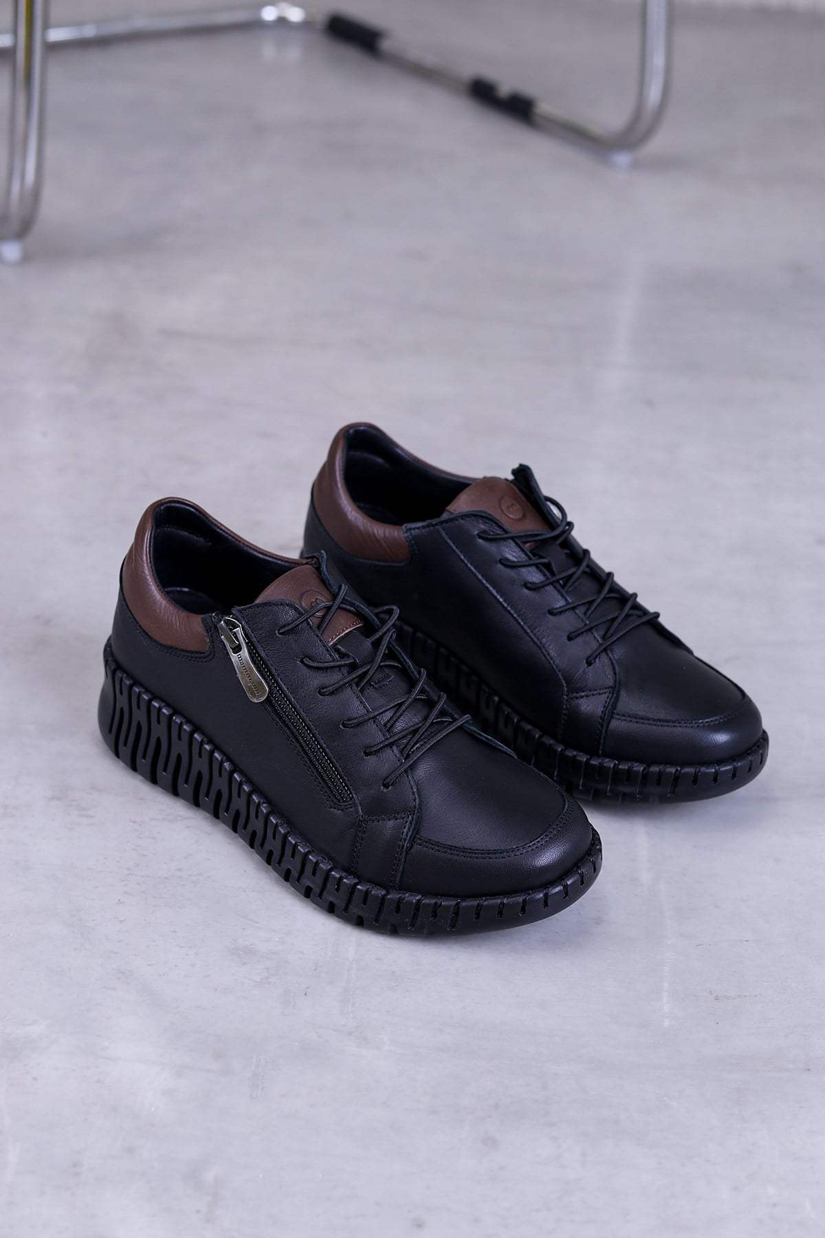 m7755 model mammamia marka 4 cm dolgu taban yeni sezon orjinal deri spor ayakkabı SIYAH