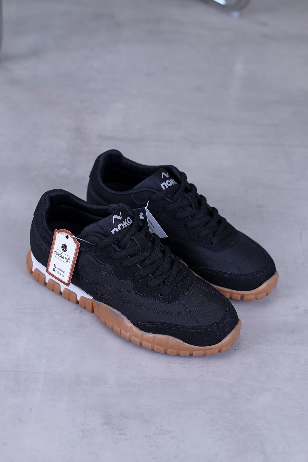 motta model 3 cm taban yeni sezon spor ayakkabı SIYAH