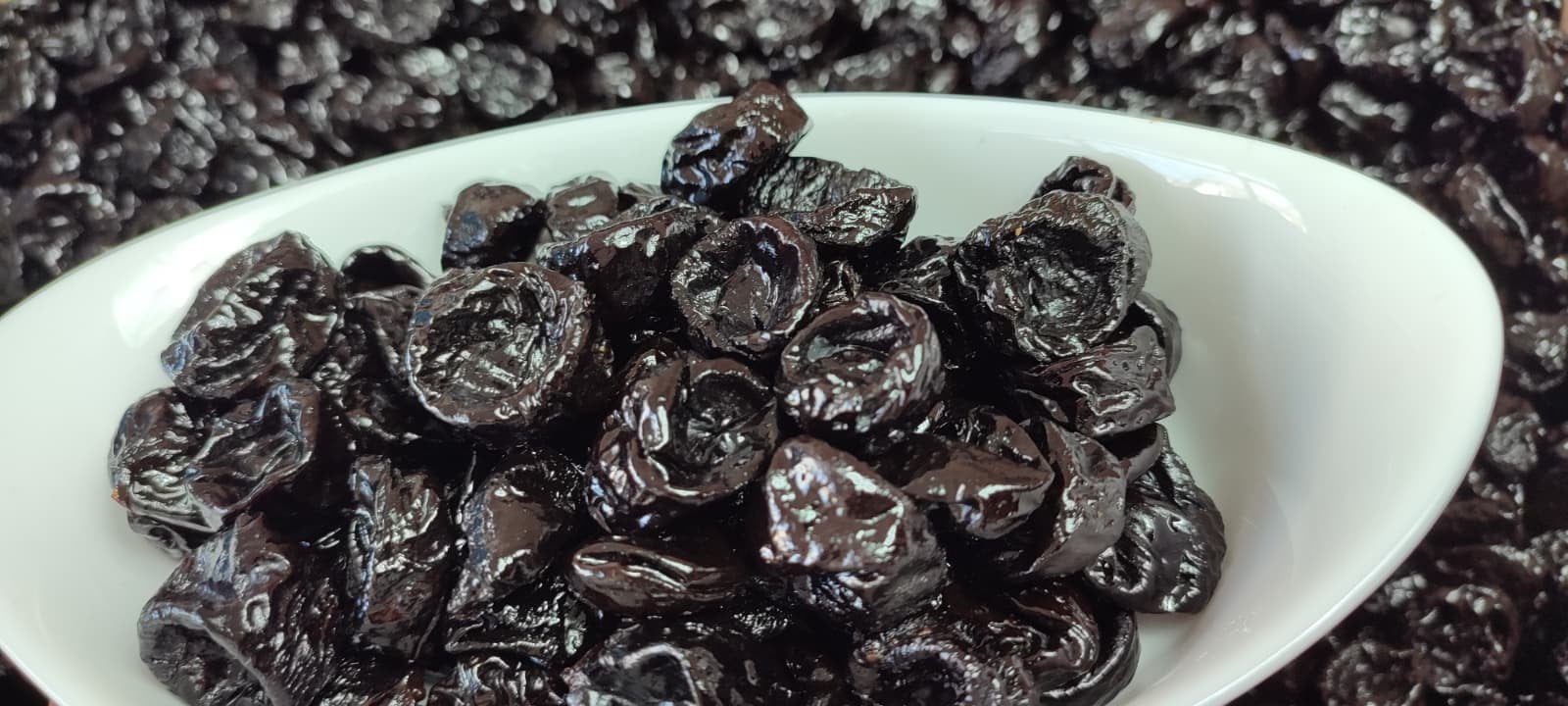 Kuru MeyvelerÇekirdeksiz Mürdüm Siyah Erik  Kurusu Yumuşak Yeni Mahsul 1 kg