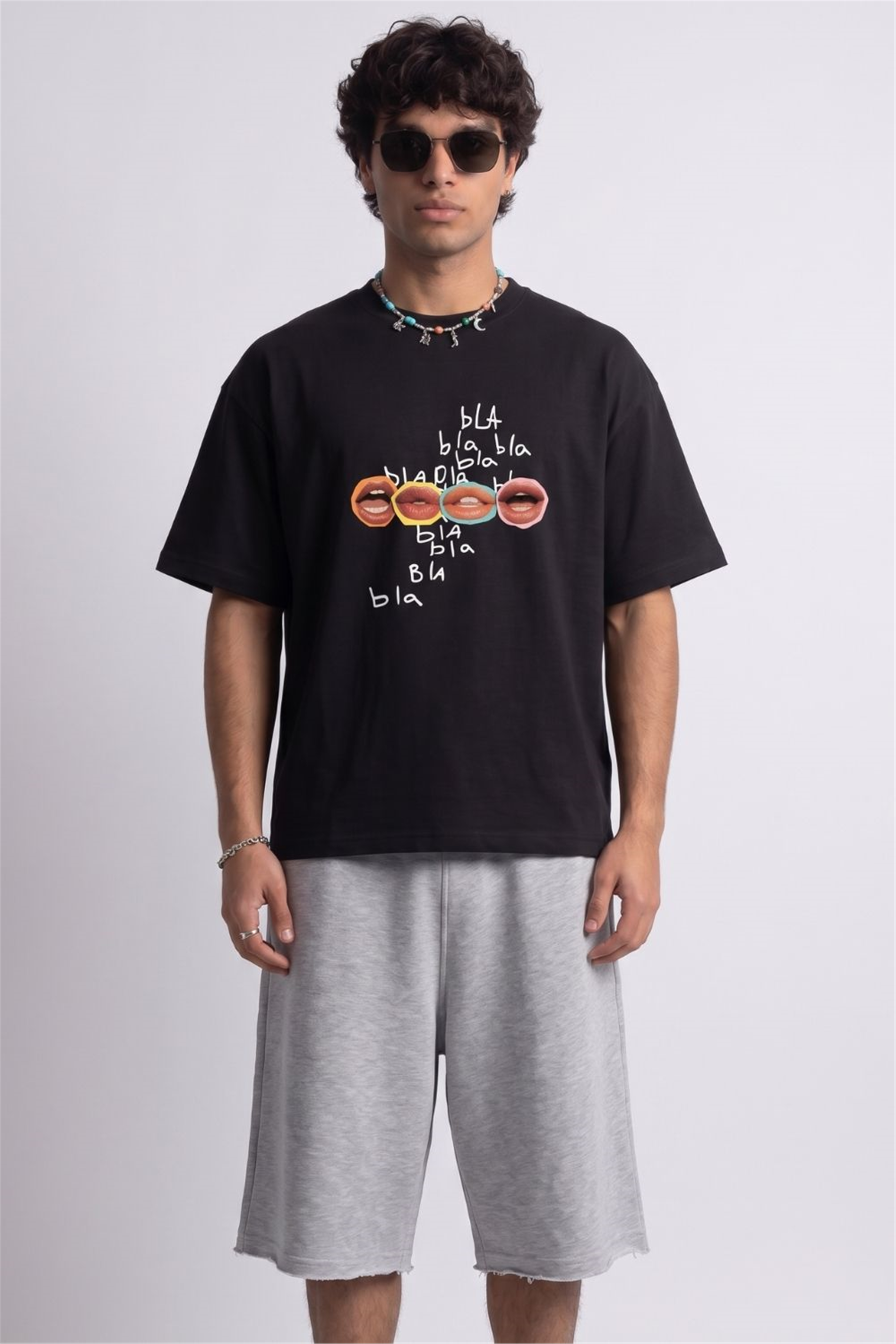 Erkek Bla Bla Oversize Siyah T-Shirt