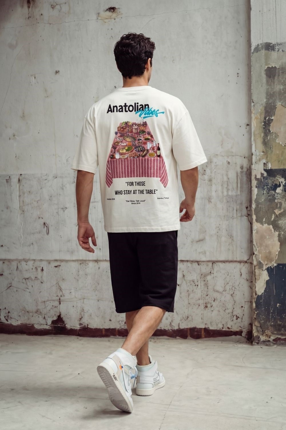 Erkek Anatolian Oversize Kırık Beyaz Premium T-Shirt