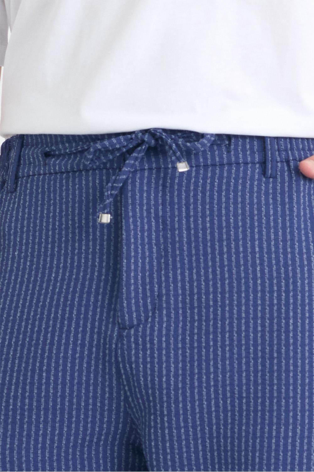 Erkek Lacivert Çizgili Şort