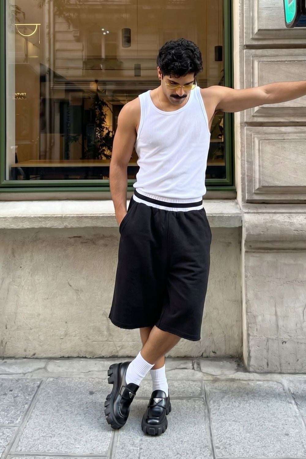 Erkek Yang Siyah Jorts