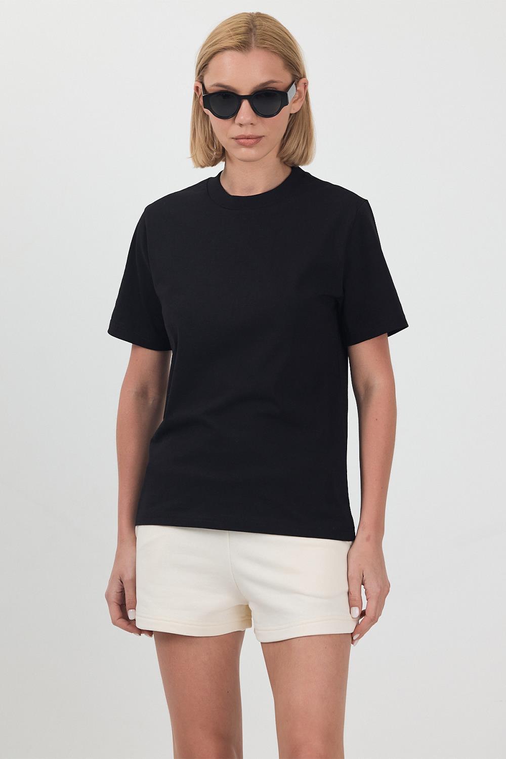 Kadın Basic Siyah T-Shirt