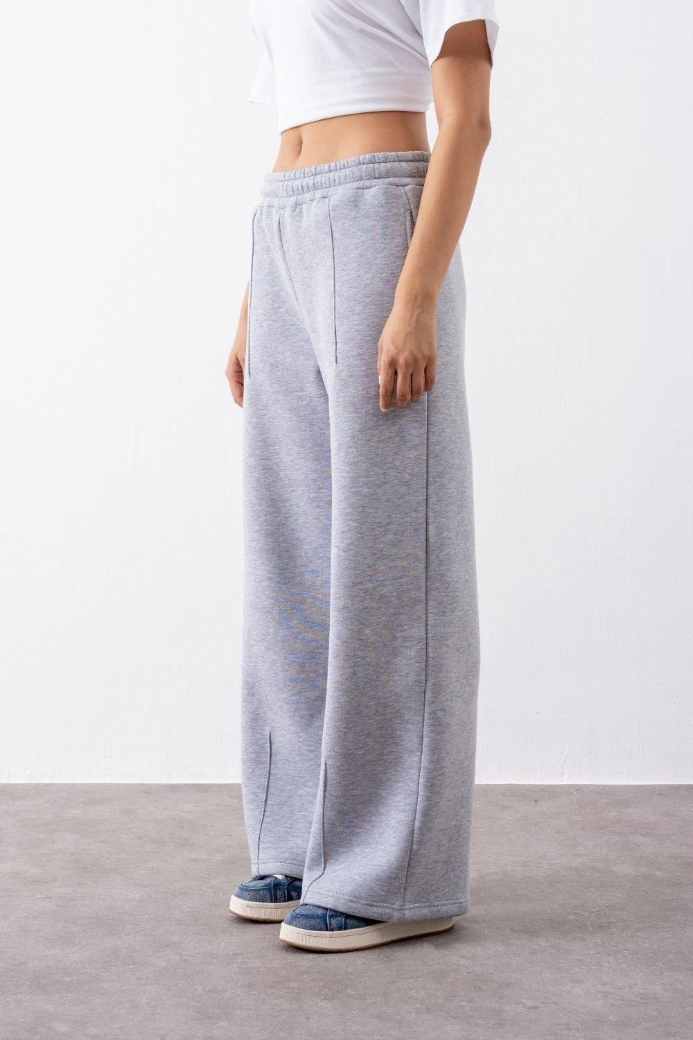 Kadın Chill Bol Paça Gri Eşofman Alt