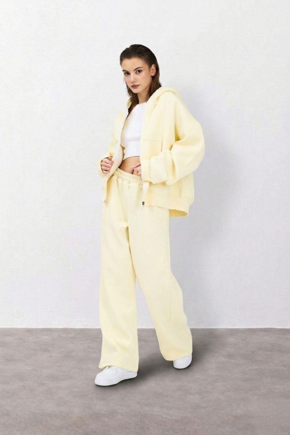 Kadın Chill Bol Paça Vanilya Sarısı Eşofman Alt