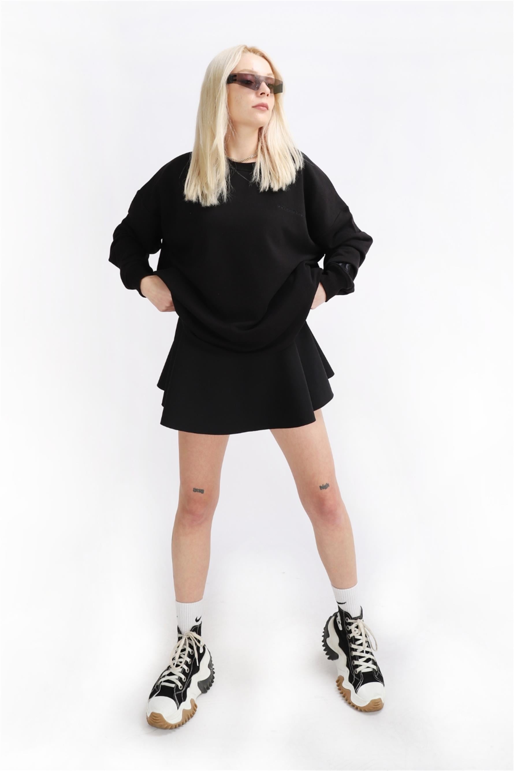 Kadın Reincarnation Oversize Siyah Sweatshirt