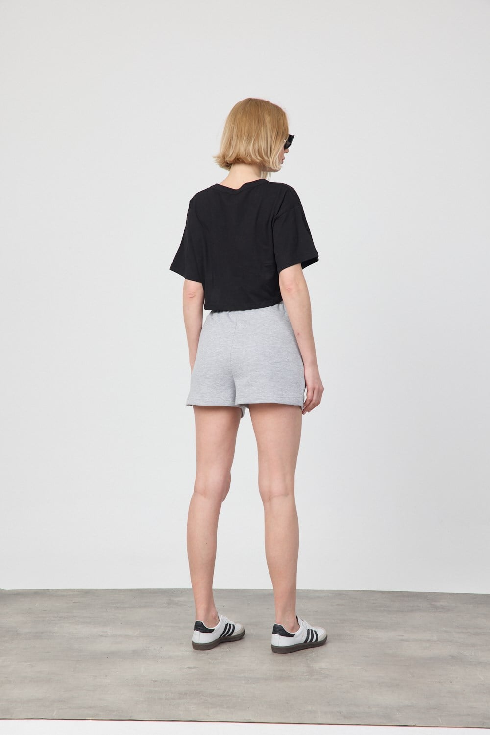 Kadın Timeless Gri Şort