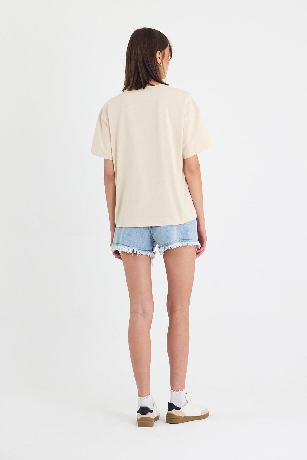 Kadın Timeless Oversize Krem T-Shirt