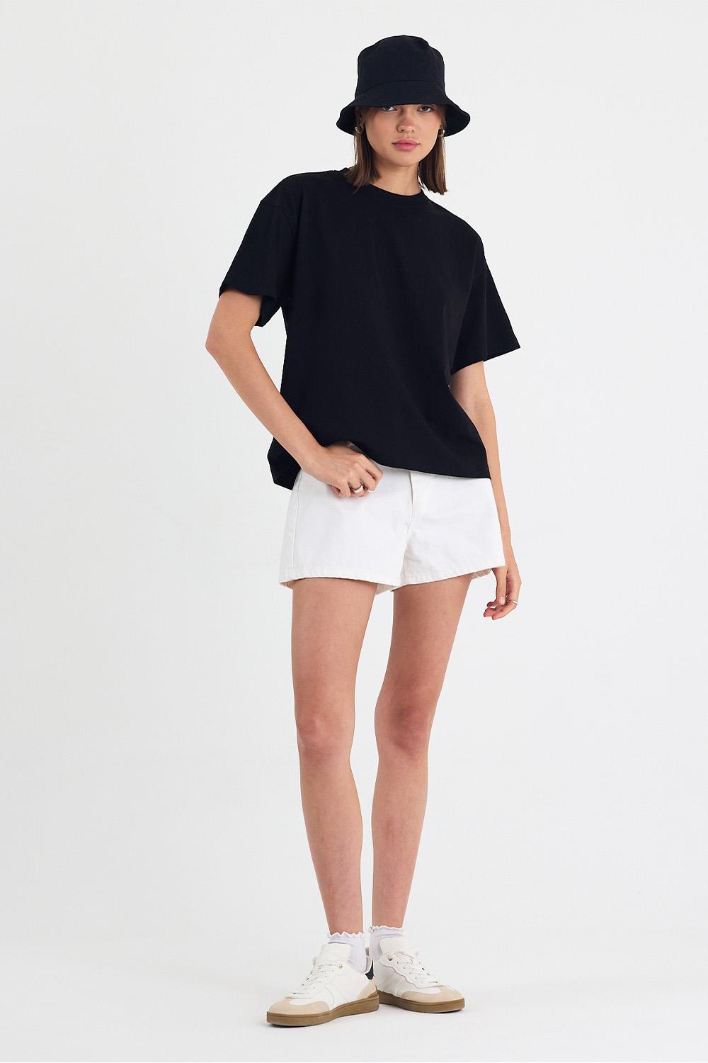 Kadın Timeless Oversize Siyah T-Shirt
