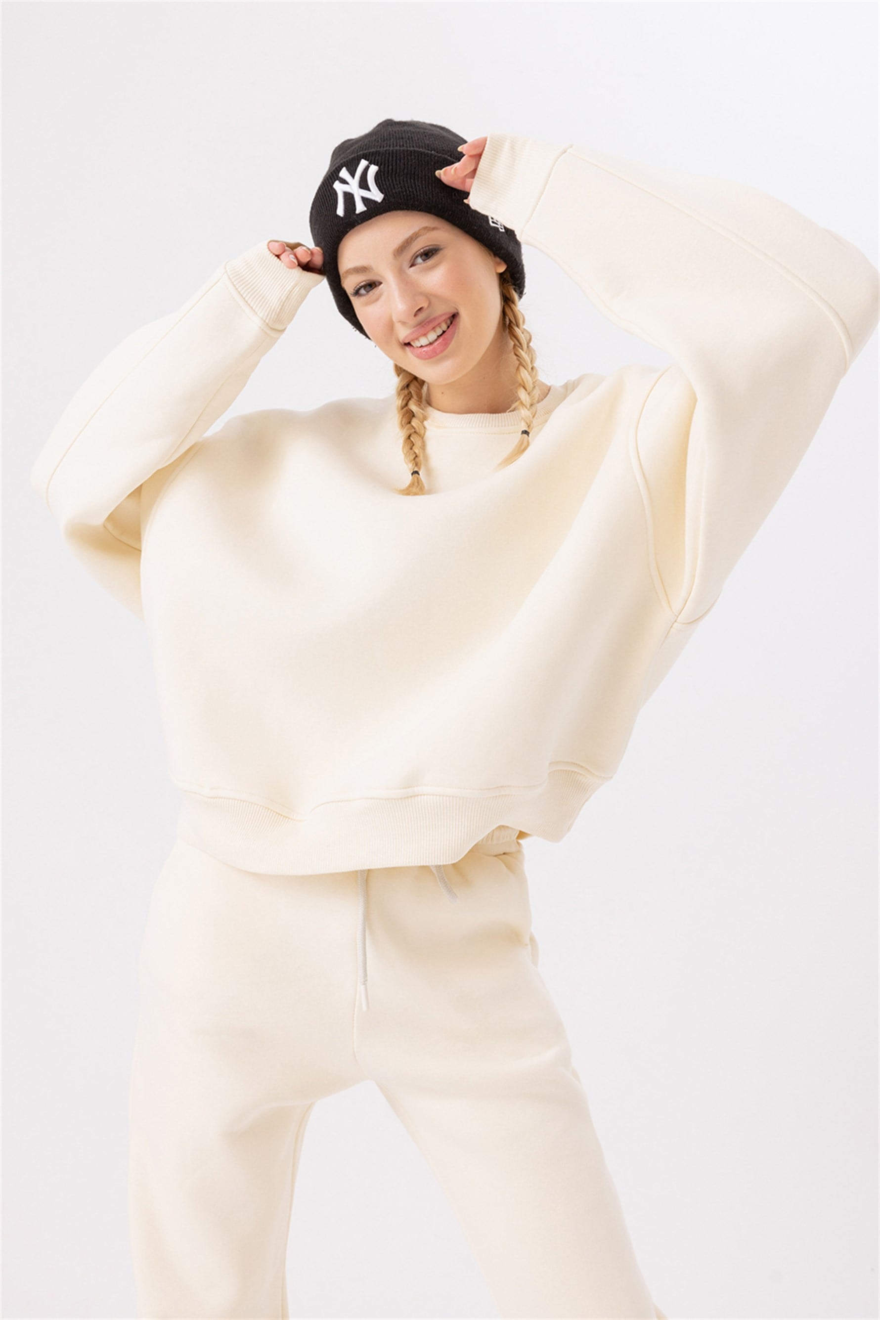 Kadın Vibe Oversize Krem Sweatshirt
