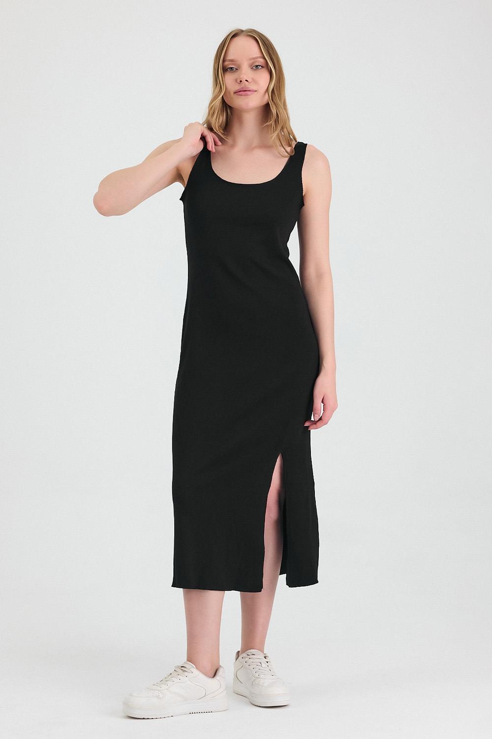 Kadın Yırtmaçlı Midi Siyah Elbise