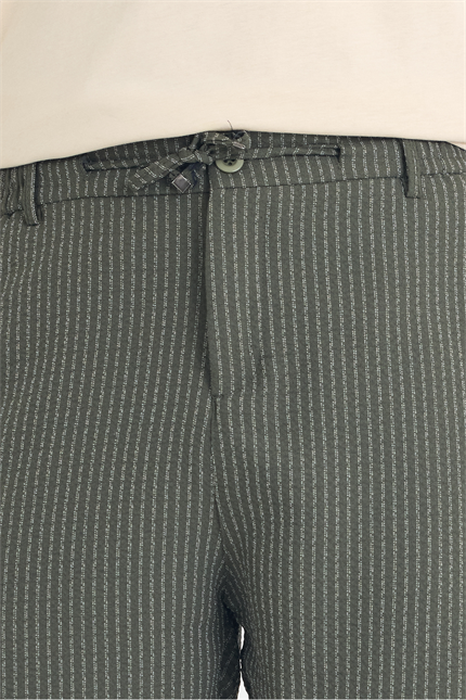 Erkek Haki Çizgili Şort