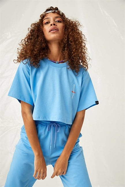 Kadın Equality Açık Mavi Crop T-Shirt