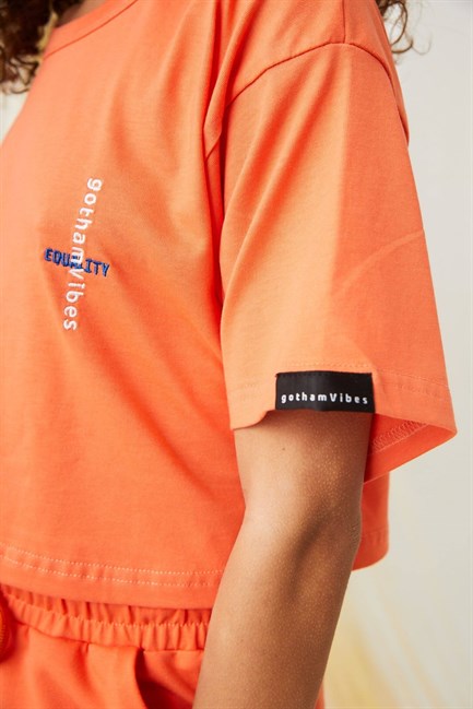 Kadın Equality Şeftali Crop T-Shirt