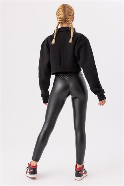 Kadın Kısa Çıtçıtlı Siyah Ceket