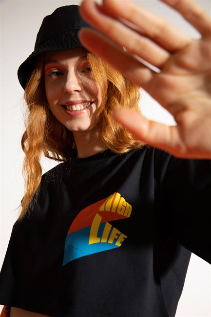 Kadın Kısa High Life Siyah T-Shirt