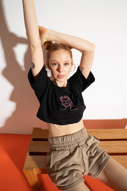 Kadın Kısa M.M. Siyah T-Shirt
