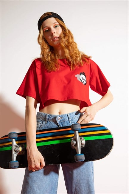 Kadın Kısa Shadow Panda Kırmızı T-Shirt