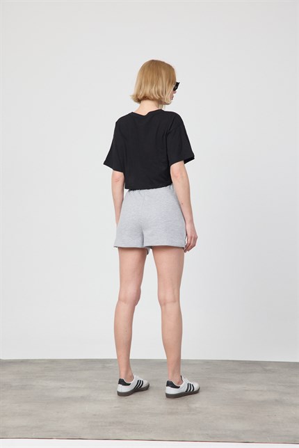 Kadın Timeless Gri Şort