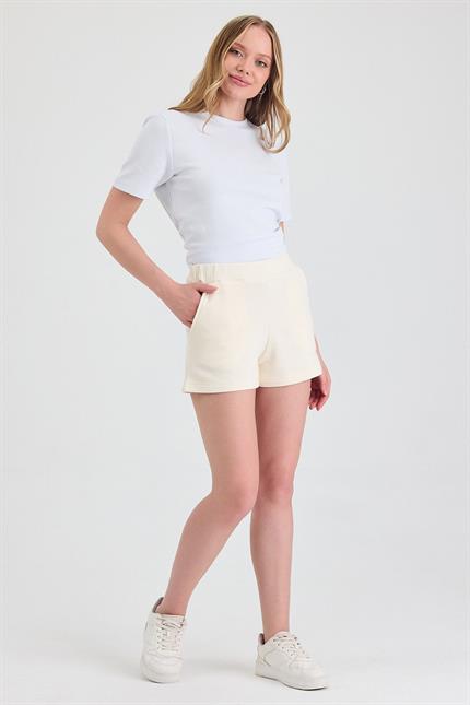 Kadın Timeless Krem Şort