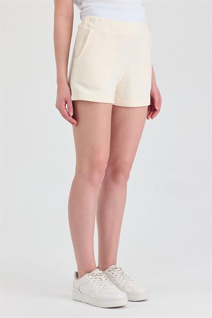 Kadın Timeless Krem Şort