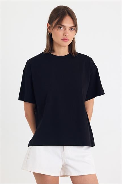 Kadın Timeless Oversize Siyah T-Shirt