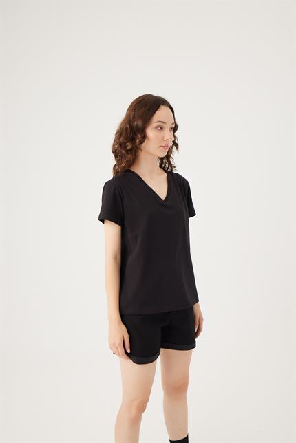 Kadın V Yaka Siyah T-Shirt