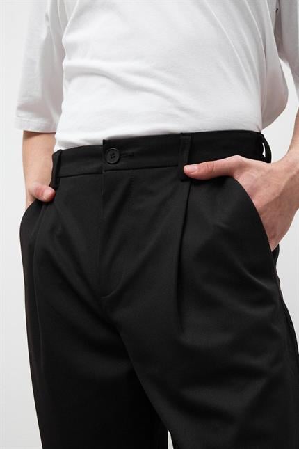 Erkek Tek Pileli Kumaş Siyah Pantolon