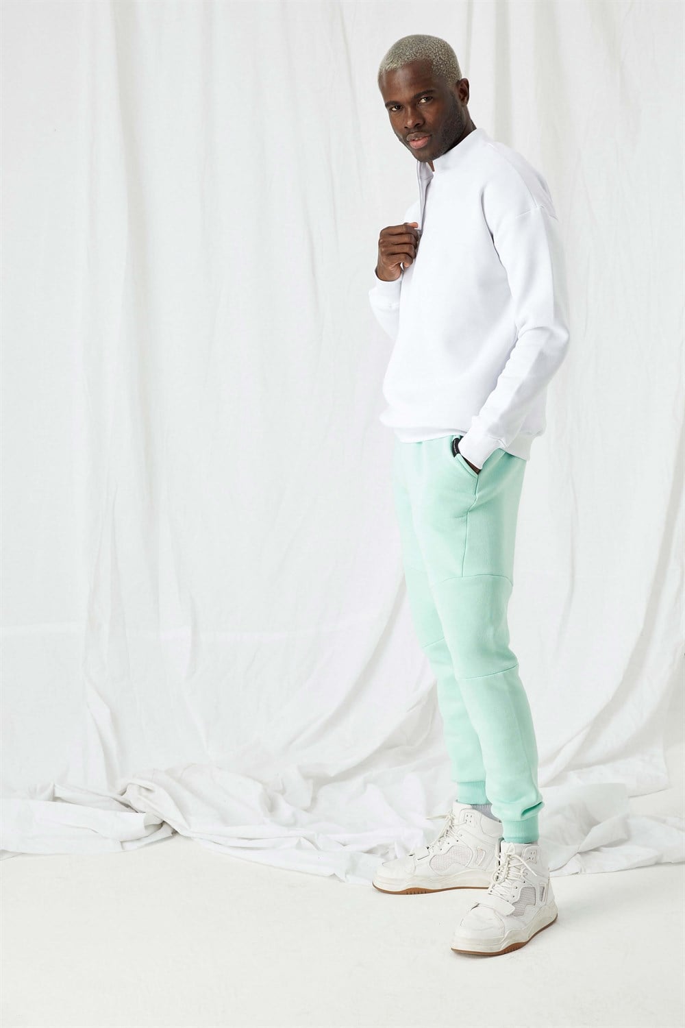 Erkek Beyaz Fermuarlı Oversize Sweatshirt
