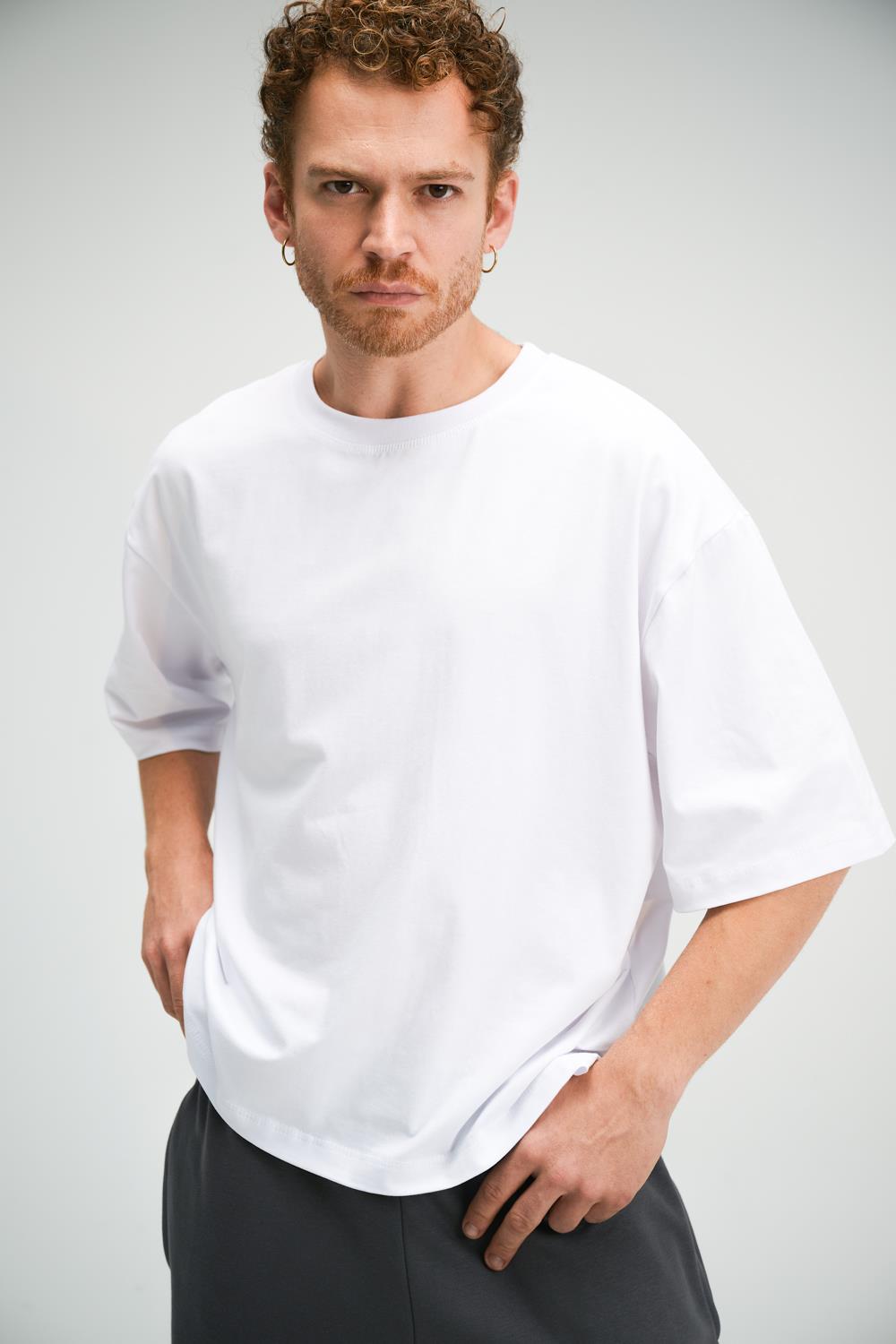 Erkek Oversize Beyaz T-Shirt