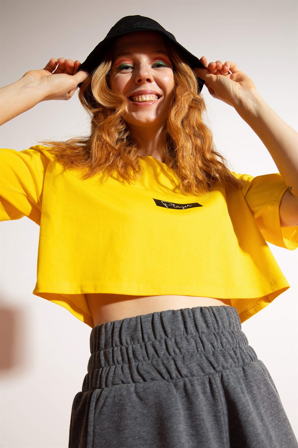 Kadın Kısa Player Sarı T-Shirt - Gotham.com.tr