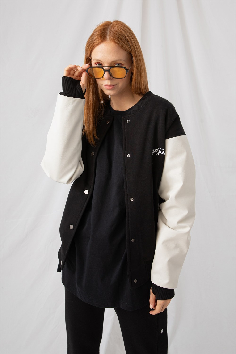 Kadın Siyah-Beyaz Bomber Ceket