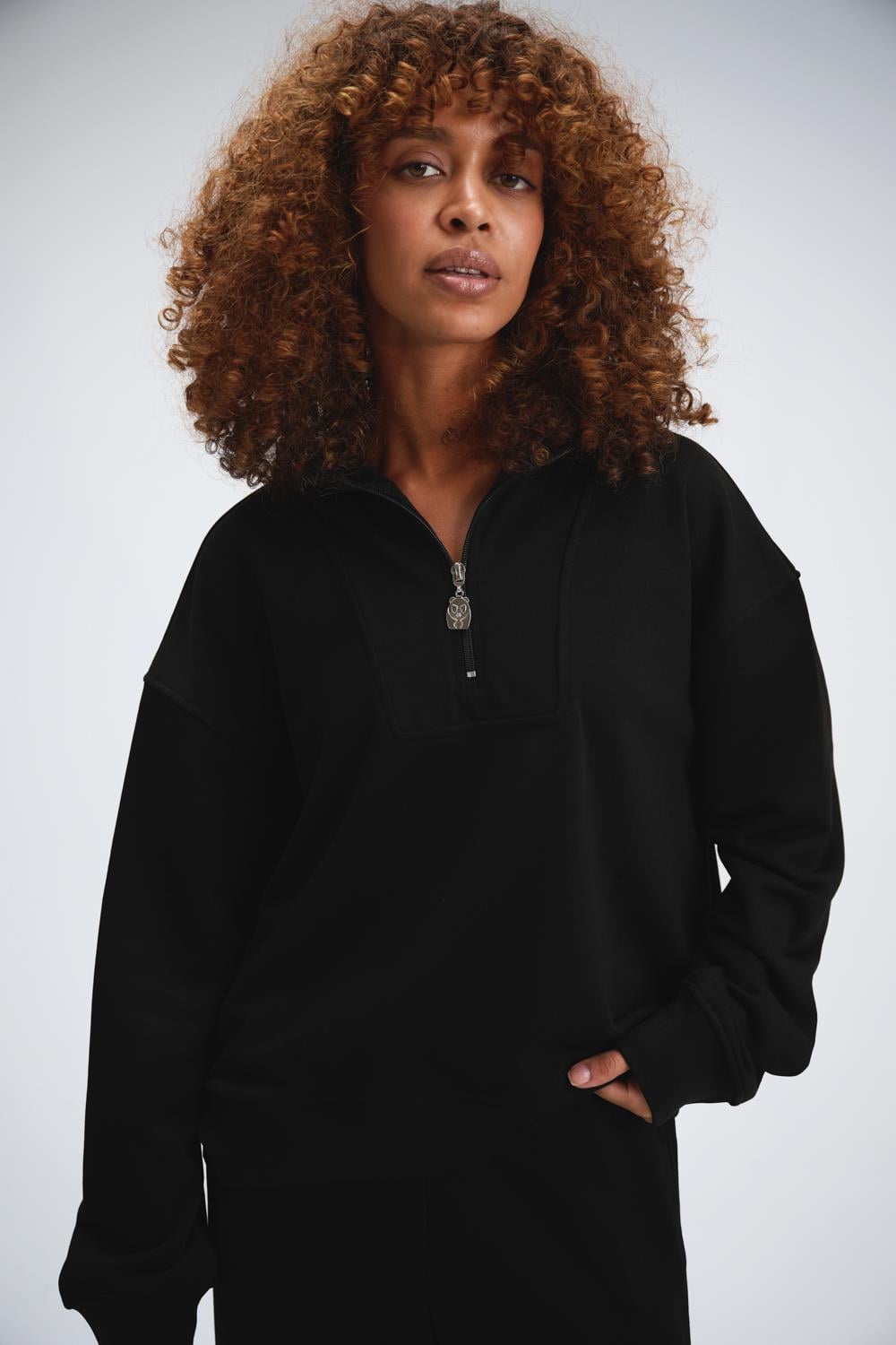 Kadın Timeless Fermuarlı Siyah Sweatshirt
