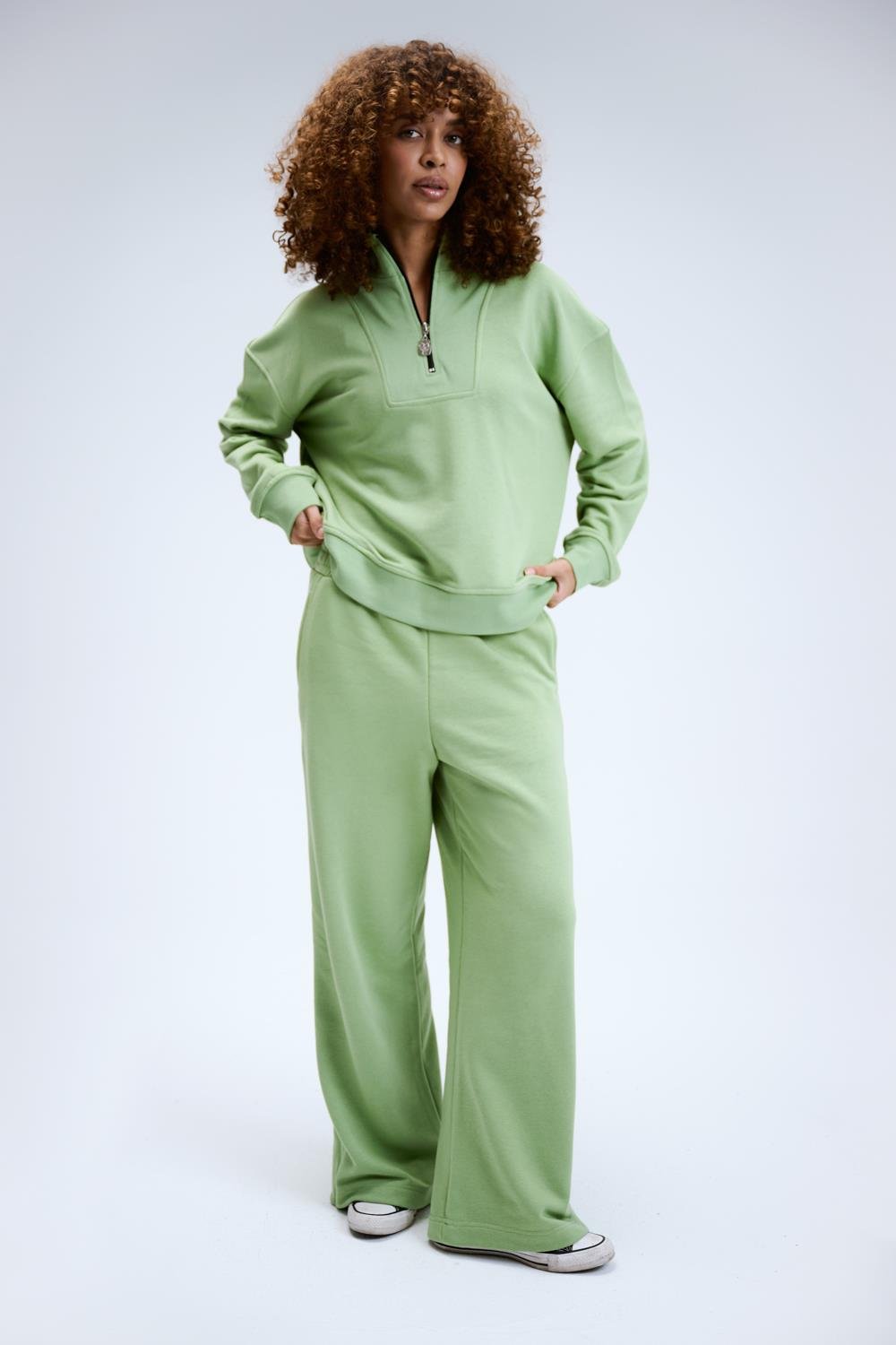 Kadın Timeless Fıstık Yeşili Bol Paça Eşofman Altı