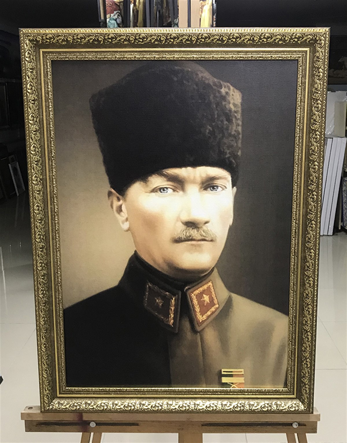 Altın Varak Çerçeveli Mustafa Kemal Atatürk Kanvas Tablo | Kalpaklı ATATÜRK