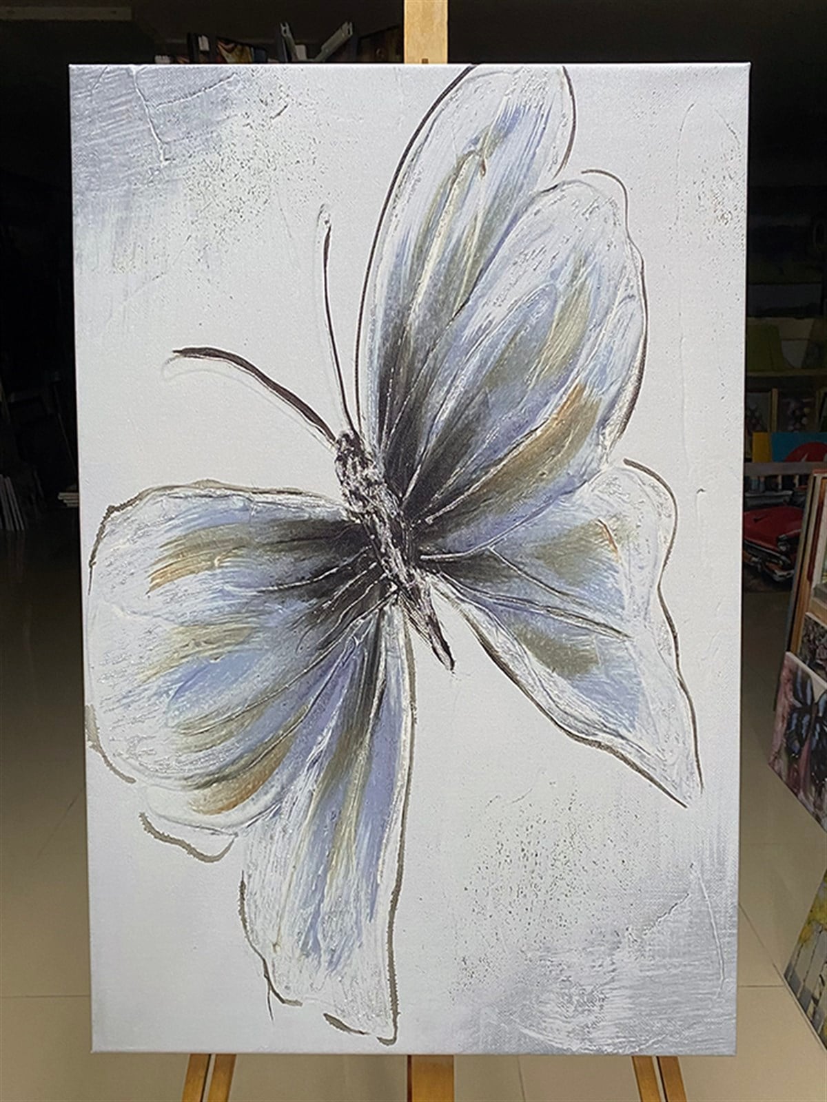 Beyaz Simli Mavimsi Kelebekli Kanvas Tablo | Çerçeveli Simli TablolarBeyaz Simli Mavimsi Kelebekli Kanvas TabloSimli Hayvan Tabloları