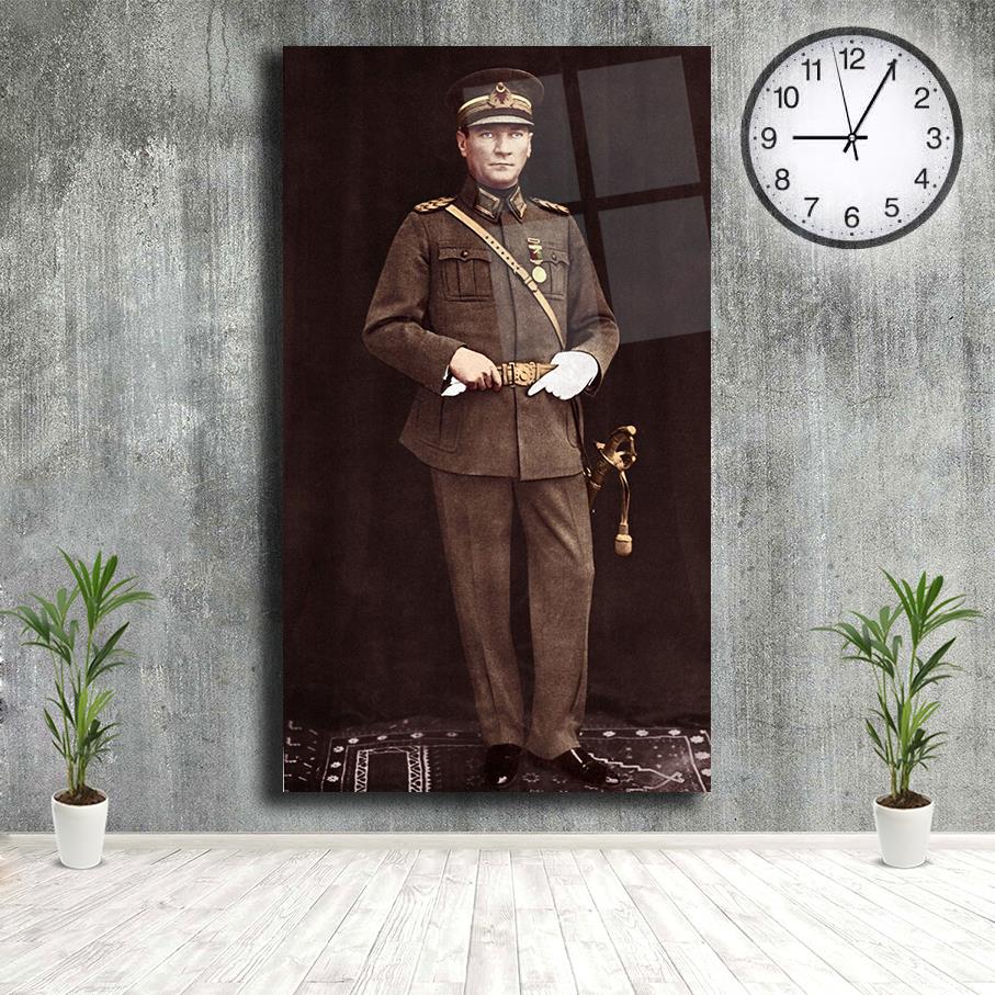 Cam Baskı Atatürk Boy Resmi Asker Kıyafetli Mustafa KemalCam Baskı Atatürk Boy Resmi Asker Kıyafetli Mustafa KemalCam Atatürk Tabloları