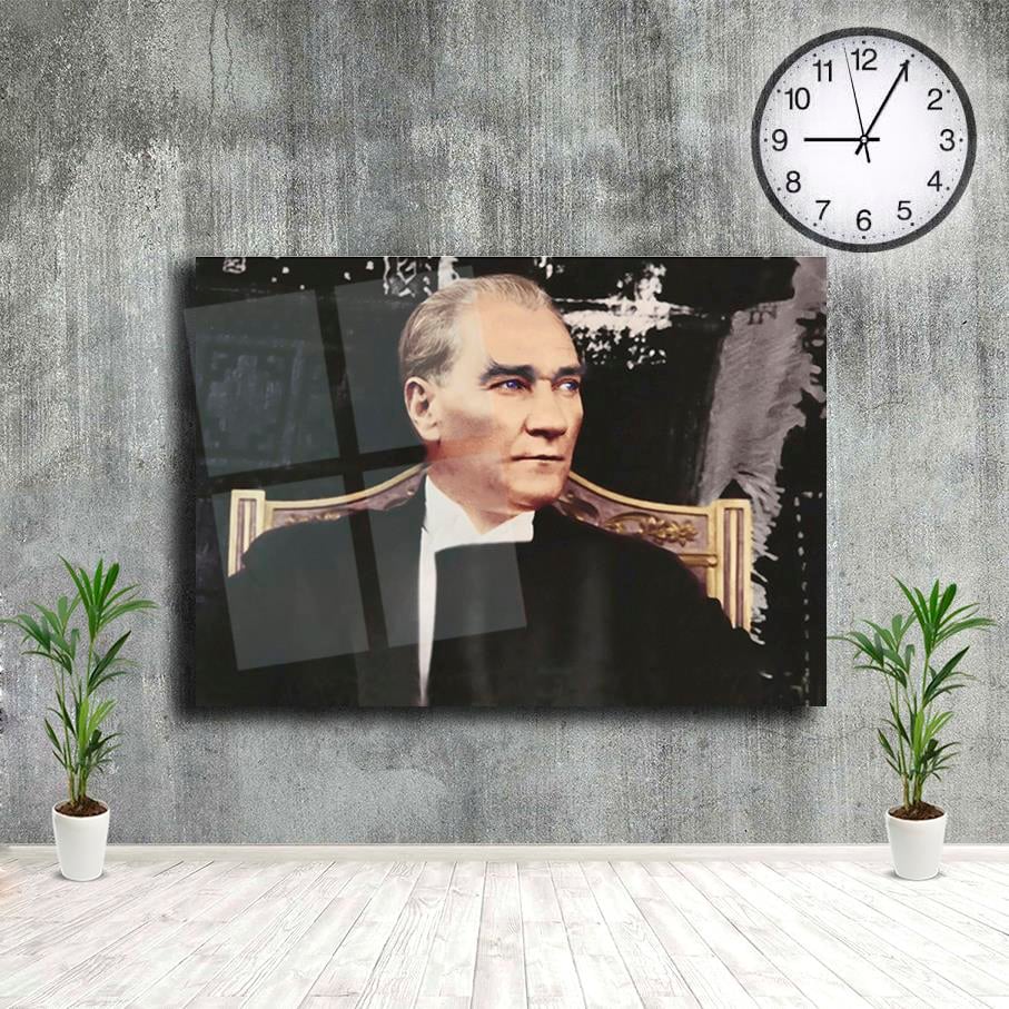 Cam Tablo Atatürk Oyma Koltukta Oturan Mustafa KemalCam Tablo Atatürk Oyma Koltukta Oturan Mustafa KemalCam Atatürk Tabloları