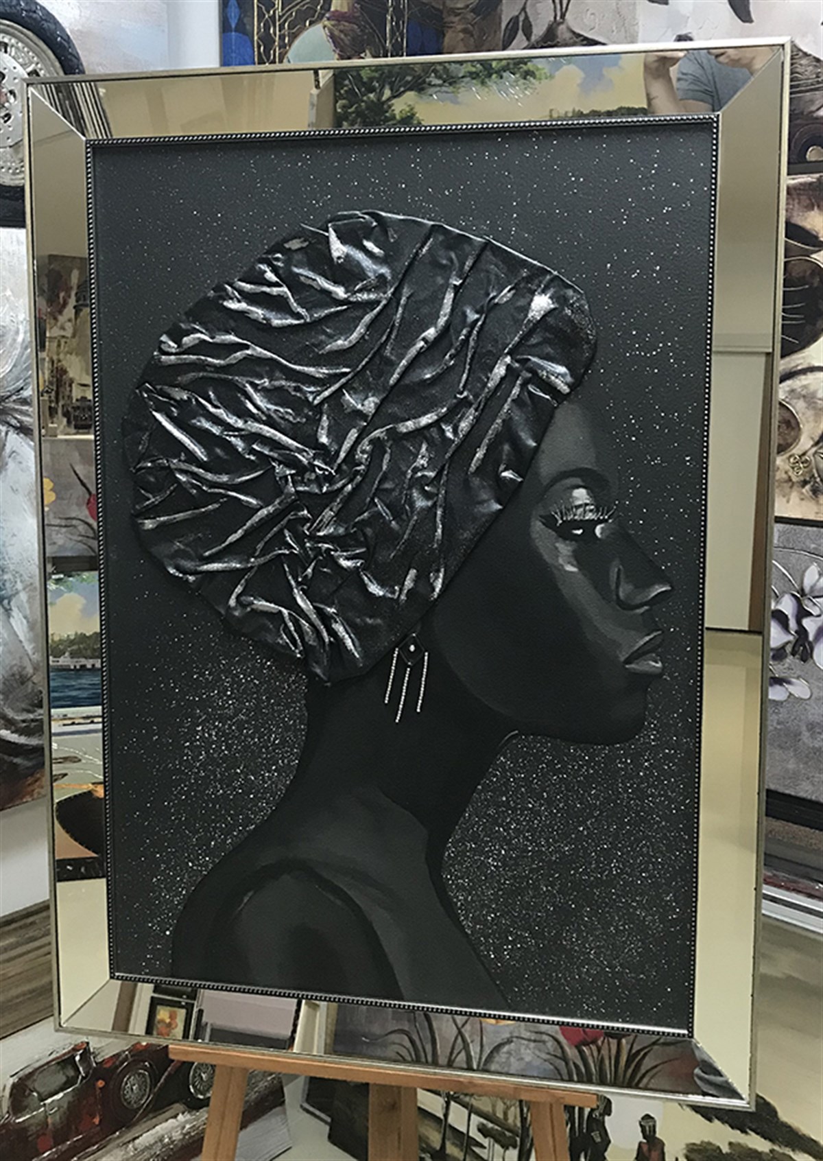 Yağlı boya Doku, Kumaş Kabartmalı Tablo | Ayna Çerçeveli Siyah Başlıklı  Afrikalı Kız