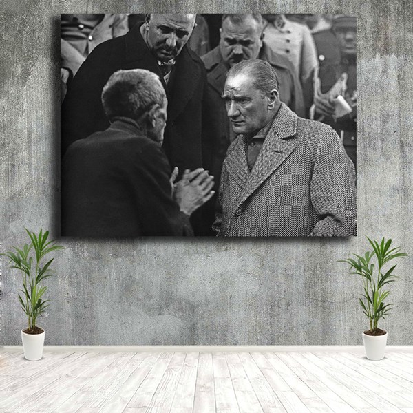 Halk İle Konuşan M. K. Atatürk Tablosu Halk İle Konuşan M. K. Atatürk Tablosu | Çerçeveli Atatürk Tabloları Kanvas ATATÜRK Tabloları KARAHAN ÇERÇEVE ve KANVAS TABLO