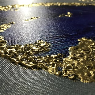 Altın Varaklı Mavi Kelebekli Tablo Altın Varak İşlemeli Mavi Kelebekli Tablo | Dokulu Kanvas Tablolar Dokulu Hayvan Tabloları KARAHAN ÇERÇEVE ve KANVAS TABLO