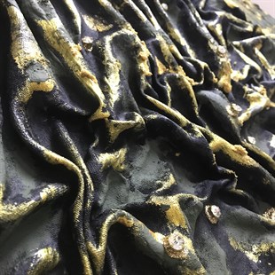 Ayna Çerçeveli Kabartmalı Yeşil Zeminli  Siyah Gold Başlıklı Kanvas Afrikalı Kadın Tablosu Ayna Çerçeveli Kabartmalı Yeşil Zeminli  Siyah Gold Başlıklı Kanvas Afrikalı Kadın Tablosu Dokulu Kadın Tabloları KARAHAN ÇERÇEVE ve KANVAS TABLO