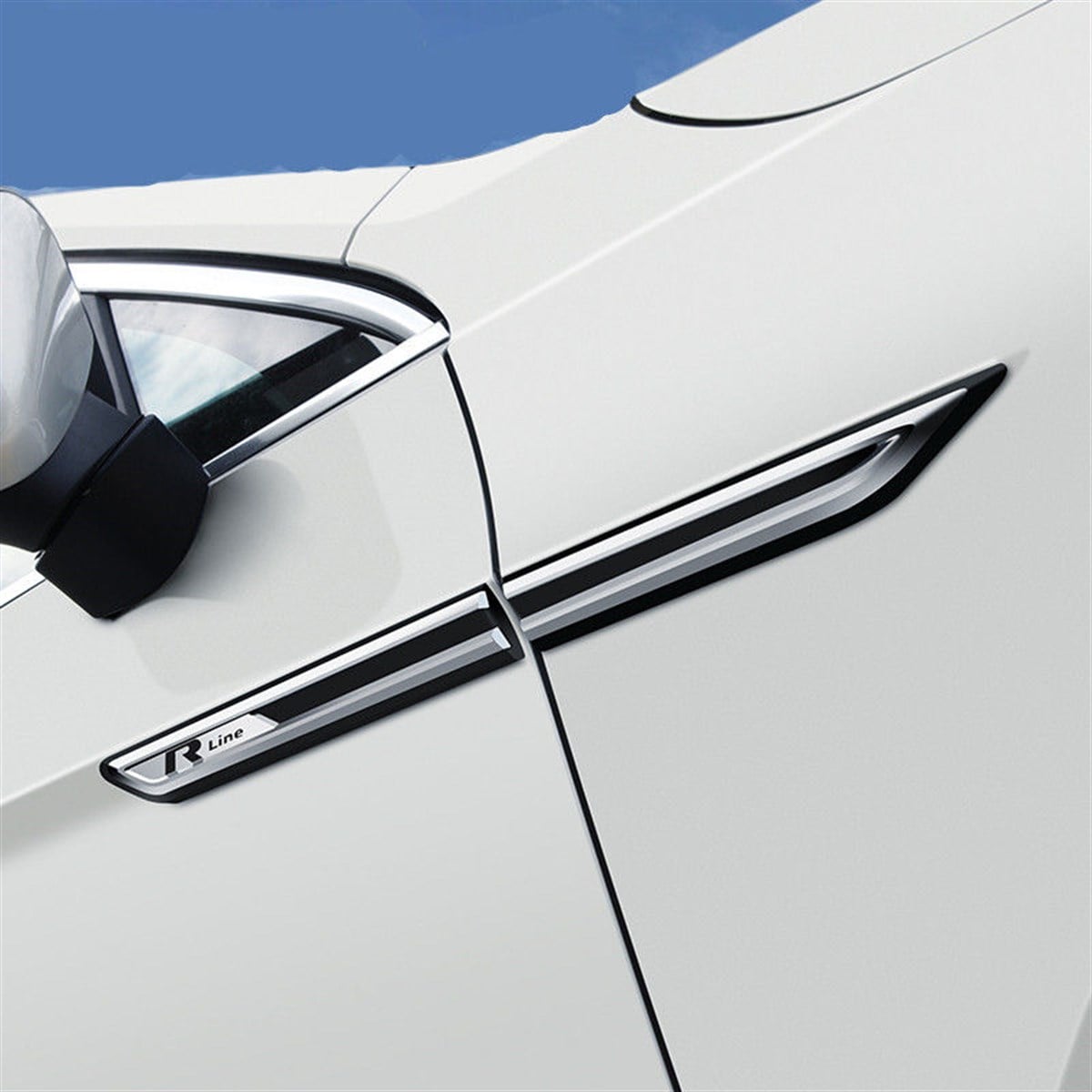 Volkswagen Passat B8 - B8.5 R Line Çamurluk Çıtası Logo